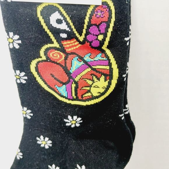 Sock It To Me Crew Women Boy Peace Sign Hippy Flower Child Love Black NWT NEW - Picture 8 of 9